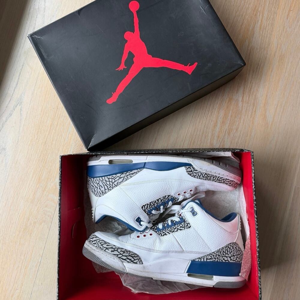 Nike Air Jordan 3 Retro True Blue 2011 Size 13.5 White Blue Cement OG Box